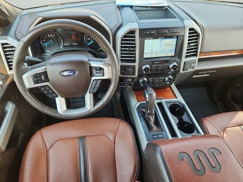 Used 2018 Ford F150 King Ranch w/ Equipment Group 601A Luxury AWD/4WD image 10