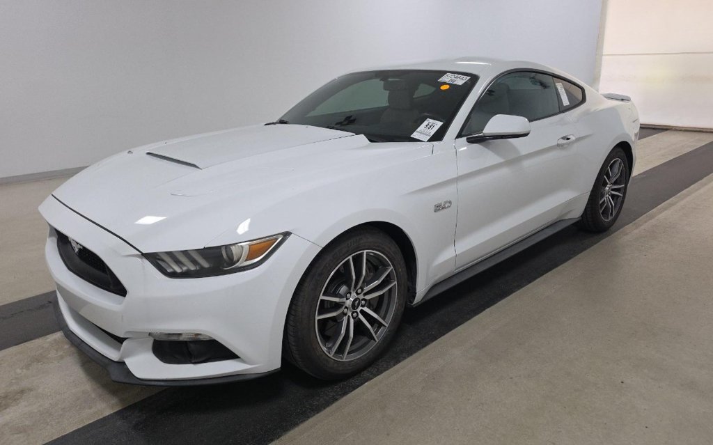 Used 2017 Ford Mustang GT RWD image 7