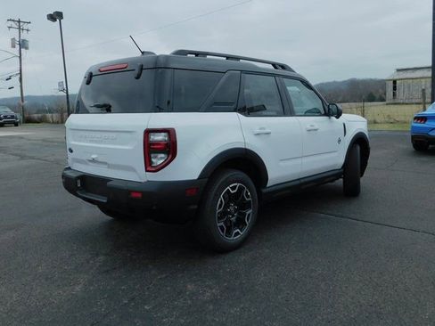 New 2025 Ford Bronco Sport Outer Banks w/ Outer Banks Tech Package+ image 9