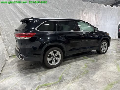Used 2018 Toyota Highlander Limited image 8