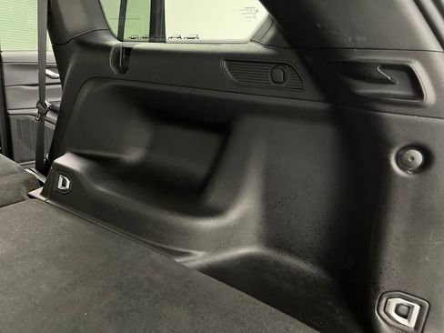 Used 2024 Jeep Grand Cherokee Altitude image 34