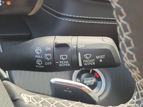Certified 2025 Jeep Grand Cherokee Altitude RWD image 25