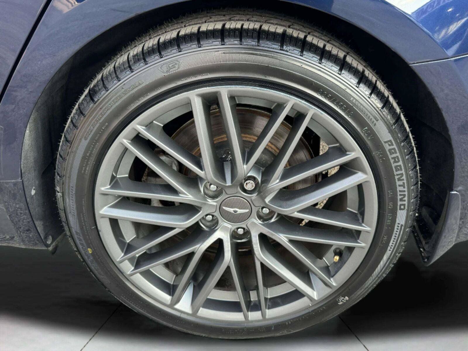 Used 2019 Genesis G70 2.0T Advanced w/ Elite Package RWD image 41