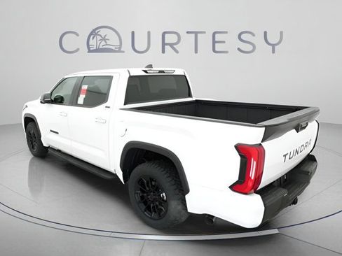Used 2025 Toyota Tundra SR5 w/ SR5 Premium Package RWD image 6