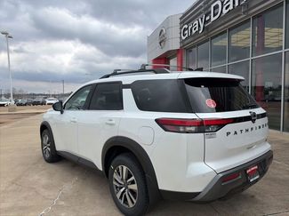 New 2026 Nissan Pathfinder SL video 2