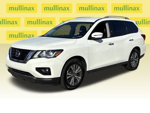 Used 2020 Nissan Pathfinder SL image 12