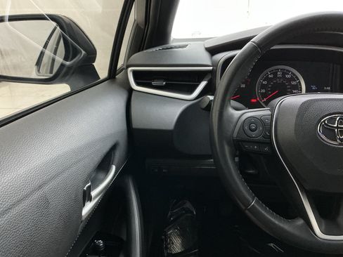 Used 2022 Toyota Corolla SE FWD image 32