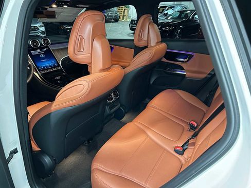 New 2026 Mercedes-Benz GLC 300 4MATIC image 19