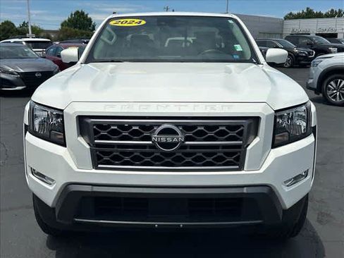 Certified 2024 Nissan Frontier SV w/ SV Convenience Package RWD image 8