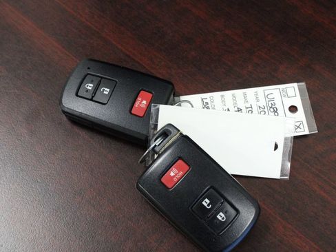 Certified 2020 Toyota 4Runner Limited AWD/4WD image 30