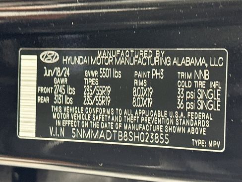 Used 2025 Genesis GV70 2.5T AWD/4WD image 12