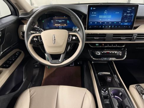 New 2026 Lincoln Corsair Grand Touring image 8