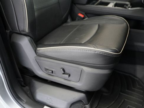 Used 2022 RAM 3500 Limited image 30