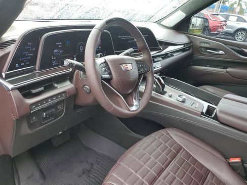 Certified 2022 Cadillac Escalade Sport Platinum w/ LPO, ONYX Package AWD/4WD image 53