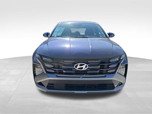 New 2026 Hyundai Tucson SE image 2