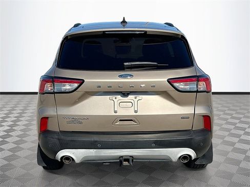 Used 2020 Ford Escape Titanium image 6