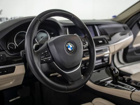 Used 2014 BMW 550i Sedan RWD image 25