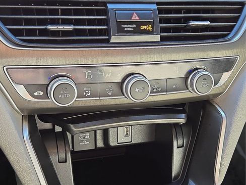 Used 2020 Honda Accord Hybrid image 27