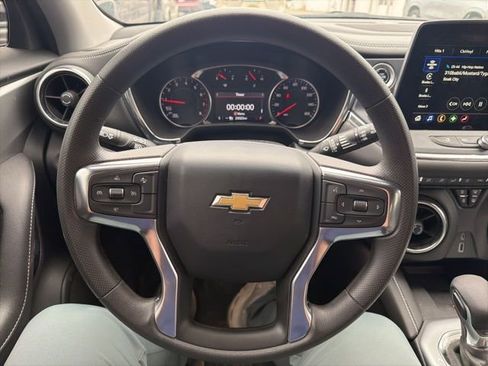 Used 2024 Chevrolet Blazer LT w/ Convenience Package image 18