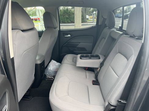 Used 2016 Chevrolet Colorado LT w/ LT Convenience Package image 15