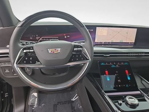 Used 2025 Cadillac Escalade Sport w/ Touring Package AWD/4WD image 20