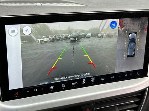 Certified 2023 Ford Escape SE w/ PHEV Premium Package image 18