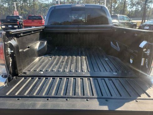 Certified 2023 Toyota Tacoma 4x4 Double Cab image 11