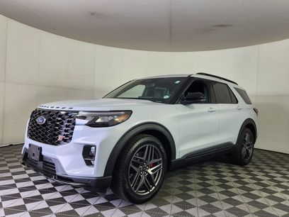 New 2026 Ford Explorer ST w/ Sun And Sound Package