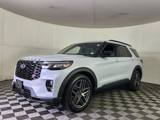 New 2026 Ford Explorer ST w/ Sun And Sound Package AWD/4WD video 3