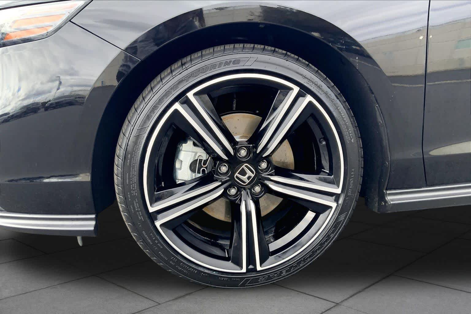 Used 2025 Honda Accord Sport image 10