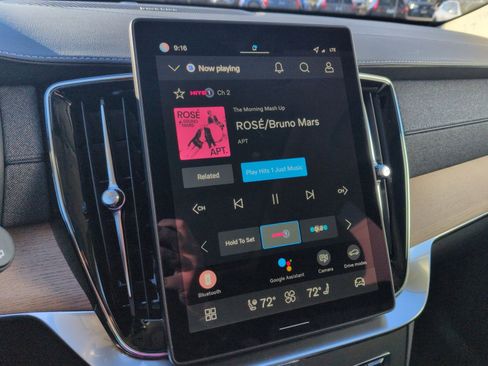 New 2026 Volvo XC90 B6 Plus image 18