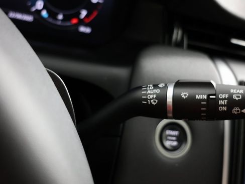 Used 2024 Land Rover Discovery Sport S image 26