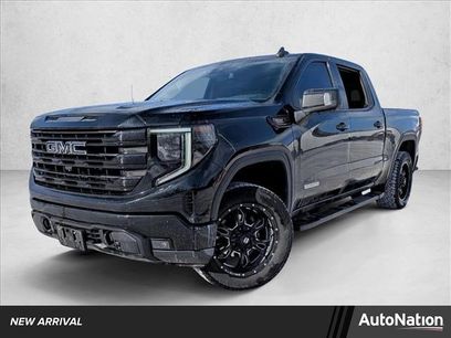 Used 2022 GMC Sierra 1500 Elevation w/ Elevation Premium Package