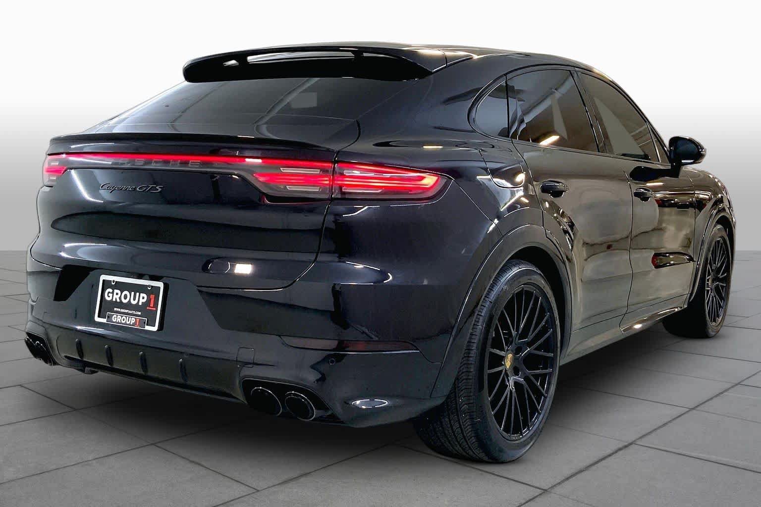 Used 2021 Porsche Cayenne GTS AWD/4WD image 12