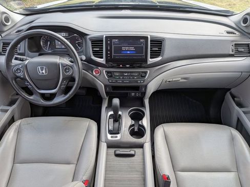 Used 2018 Honda Ridgeline RTL-T image 13