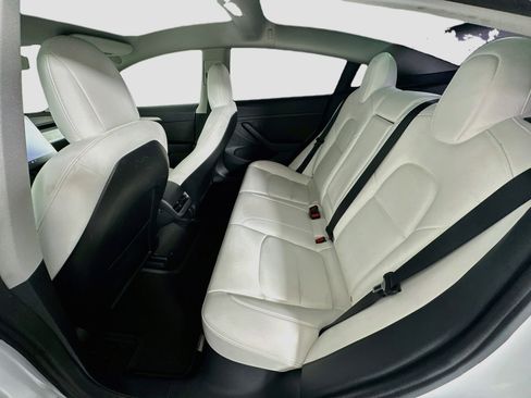 Used 2021 Tesla Model 3 Standard Range Plus RWD image 28