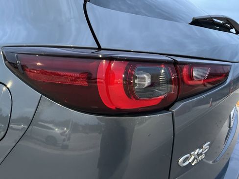 Used 2022 MAZDA CX-5 Carbon Edition image 7