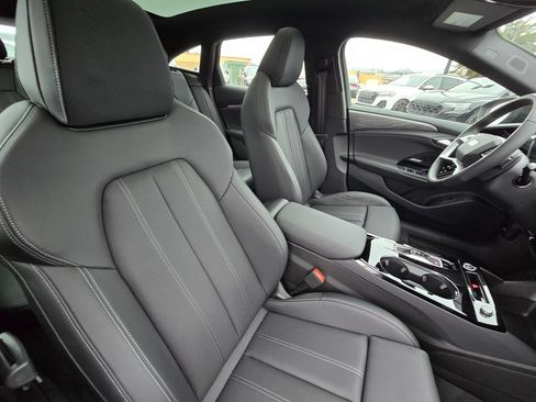 New 2027 Audi A6 e-tron Prestige AWD/4WD image 10