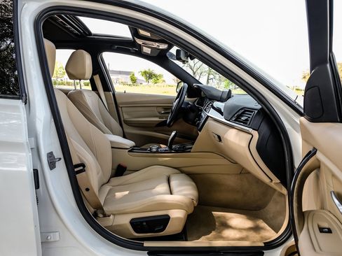 Used 2015 BMW 335i Sedan image 31