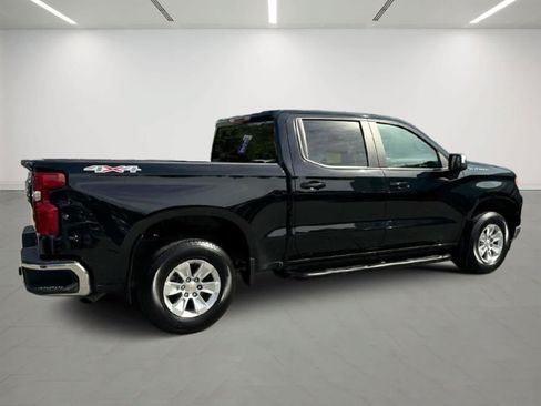 Used 2025 Chevrolet Silverado 1500 LT AWD/4WD image 4