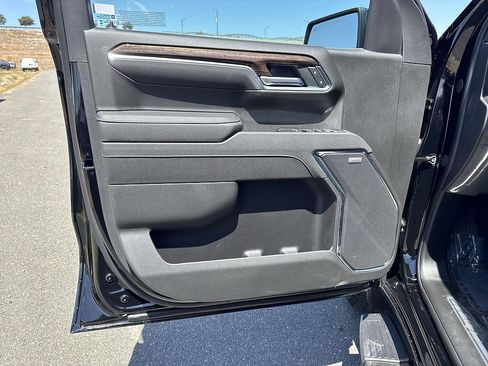 New 2026 GMC Sierra 1500 Elevation w/ Elevation Premium Package AWD/4WD image 19