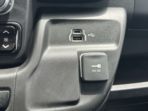 Used 2026 RAM ProMaster 2500 FWD image 30
