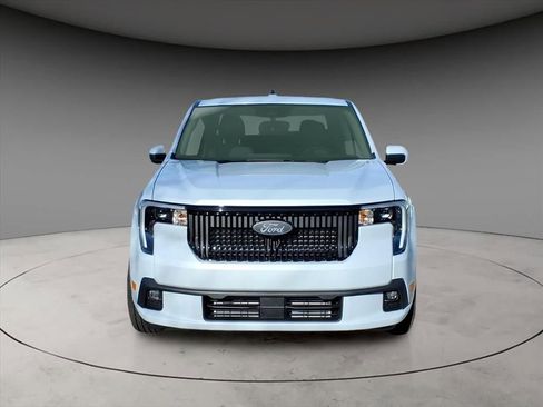 New 2026 Ford Maverick Lobo image 16