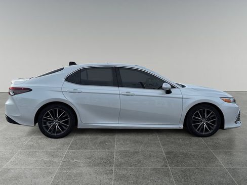 Certified 2023 Toyota Camry XLE image 5