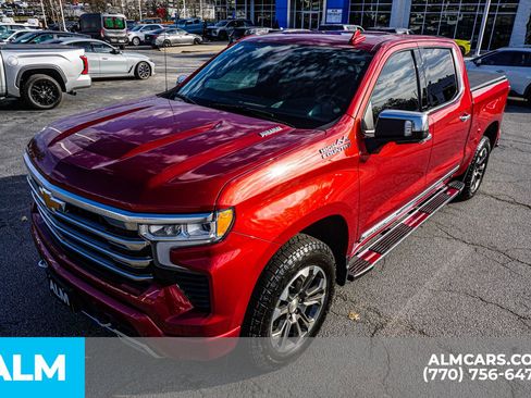 Used 2024 Chevrolet Silverado 1500 High Country w/ Technology Package image 19