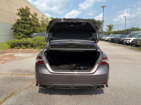 Used 2021 Toyota Camry XSE AWD/4WD image 11