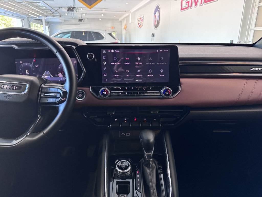 Certified 2024 GMC Canyon AT4 AWD/4WD image 18