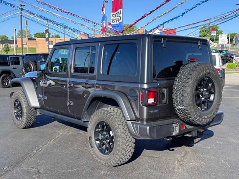 Used 2025 Jeep Wrangler Unlimited Sport S 4xe AWD/4WD image 7