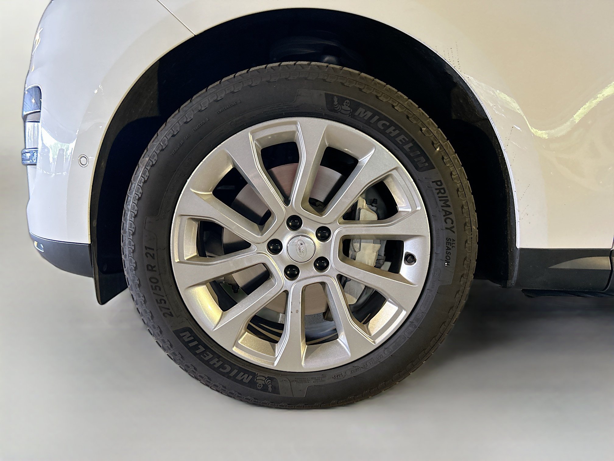 Used 2024 Land Rover Range Rover Sport SE AWD/4WD image 35