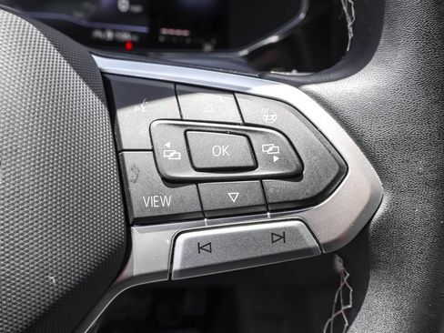 Certified 2023 Volkswagen Taos SE AWD/4WD image 22